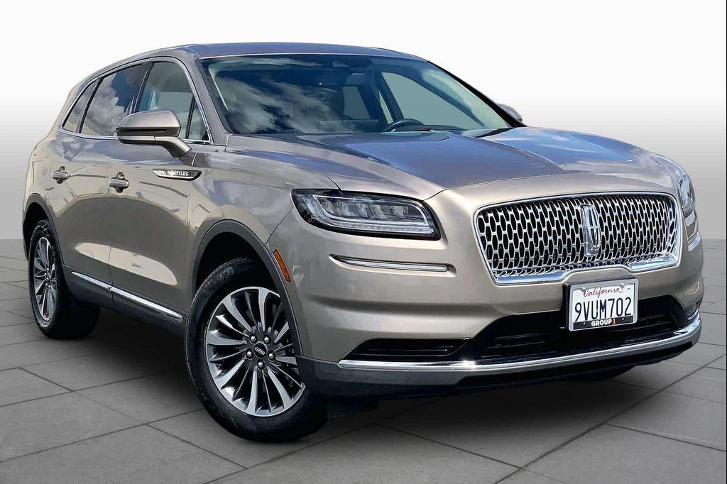 Lincoln Nautilus 2021