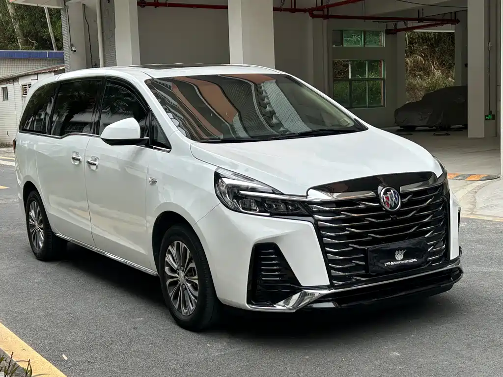 Buick GL8 2023
