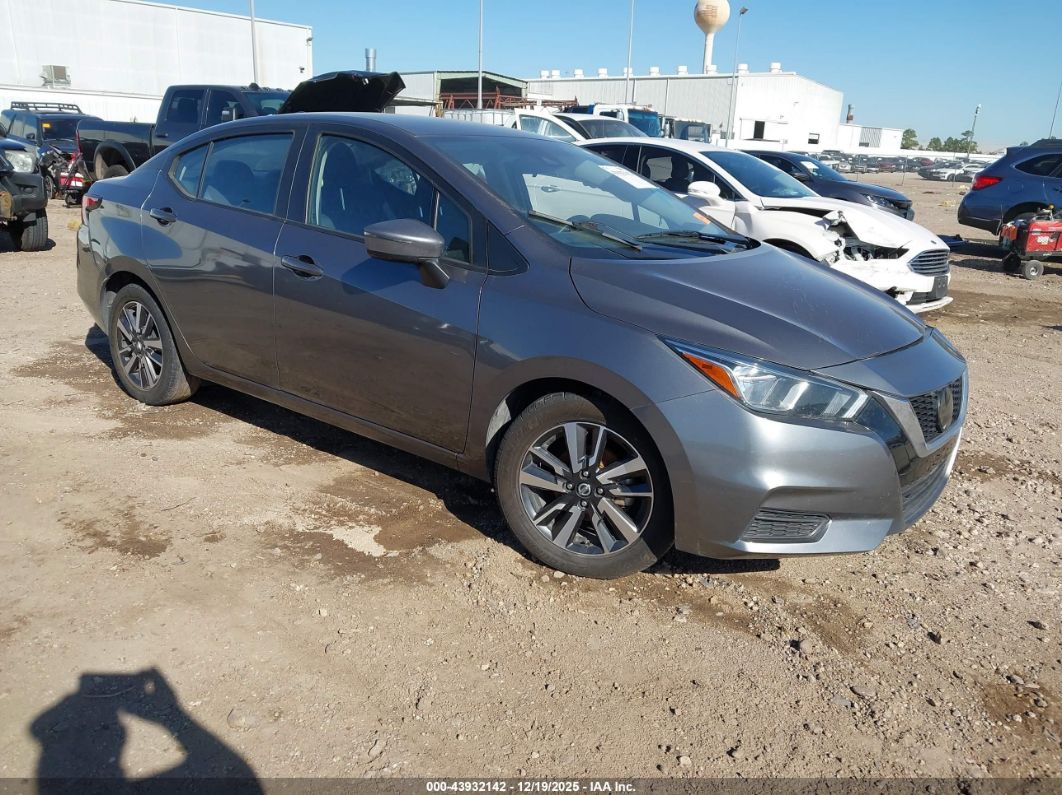 Nissan Versa 2021
