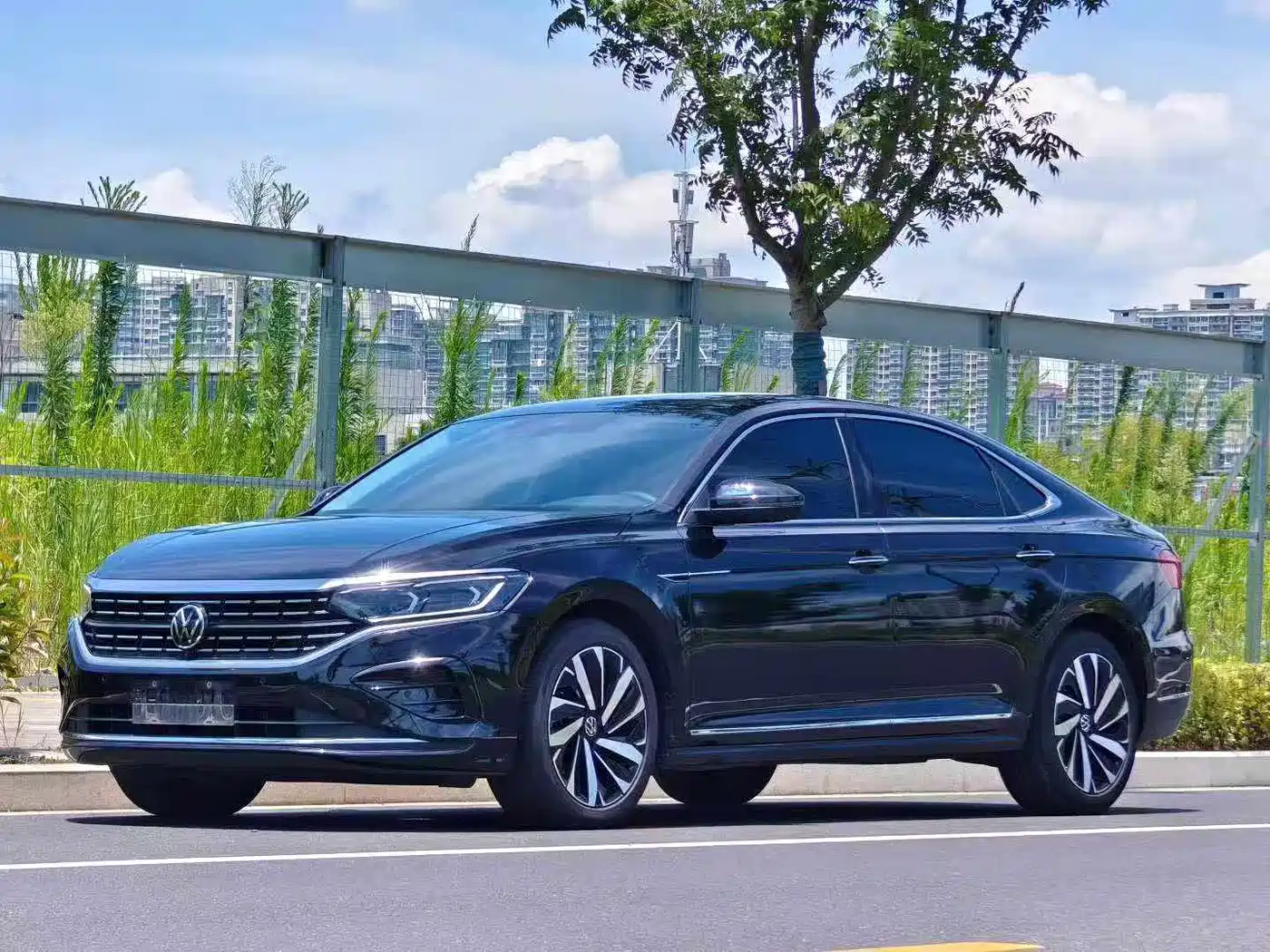 Volkswagen Passat 2025
