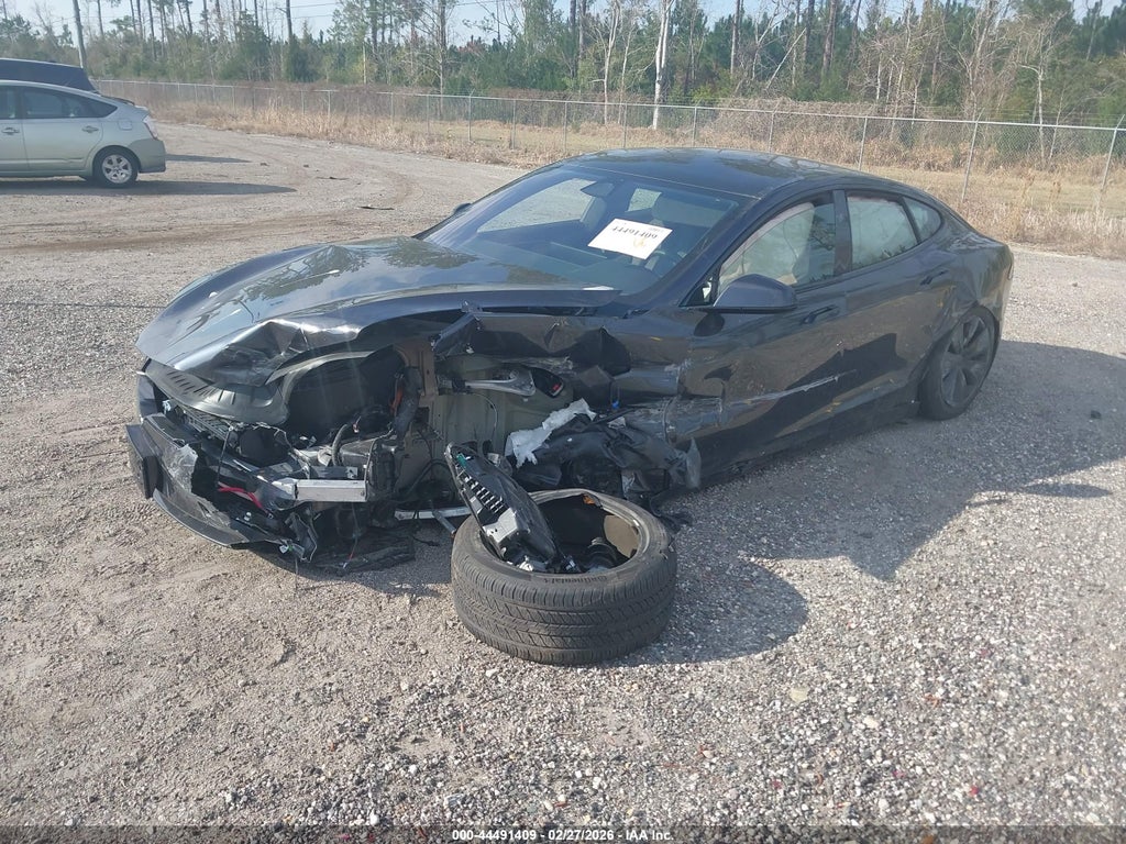 Tesla Model S 2025