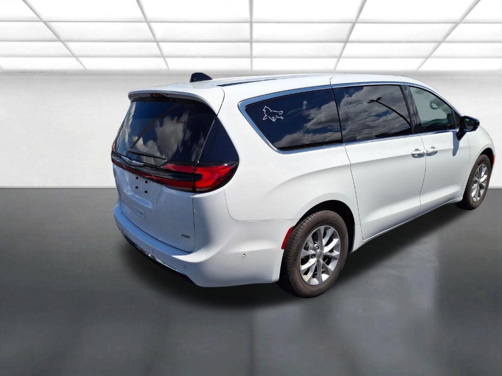 Chrysler Pacifica 2025