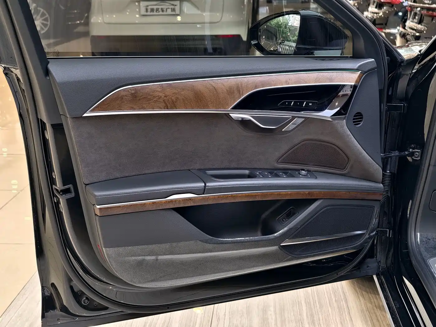 Audi A8 2021