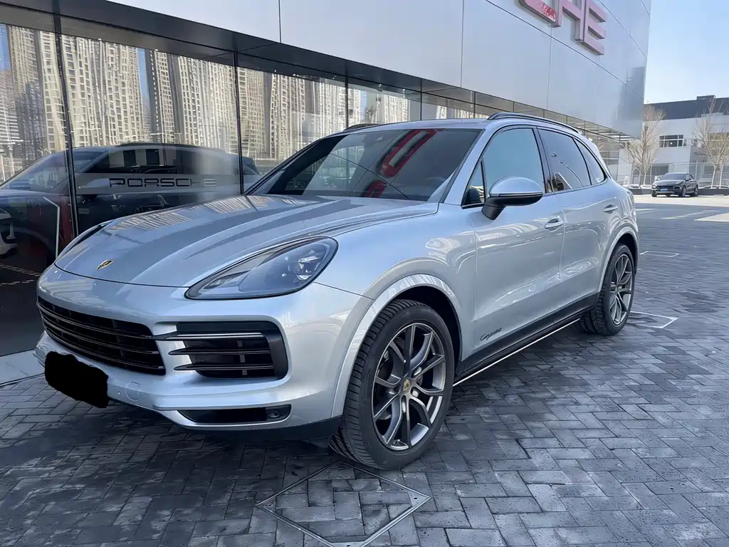 Porsche Cayenne 2023