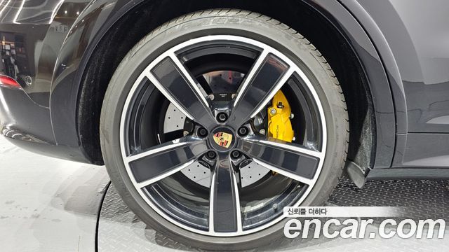 Porsche Cayenne 2022