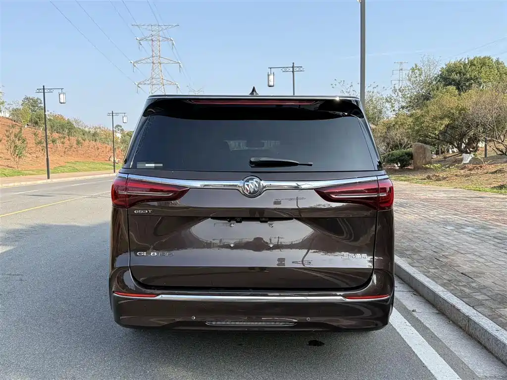 Buick GL8 2021