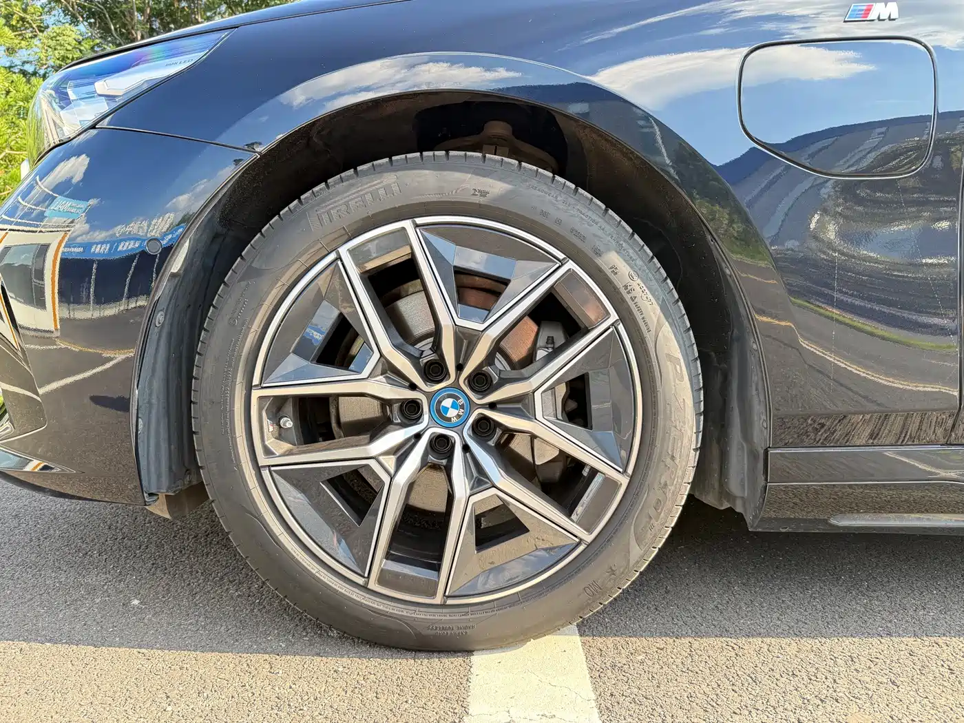 BMW i5 2024