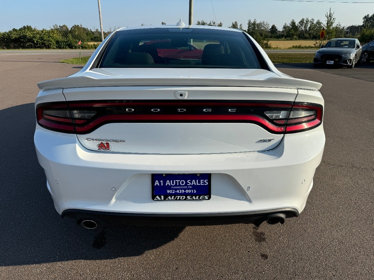 Dodge Charger 2021