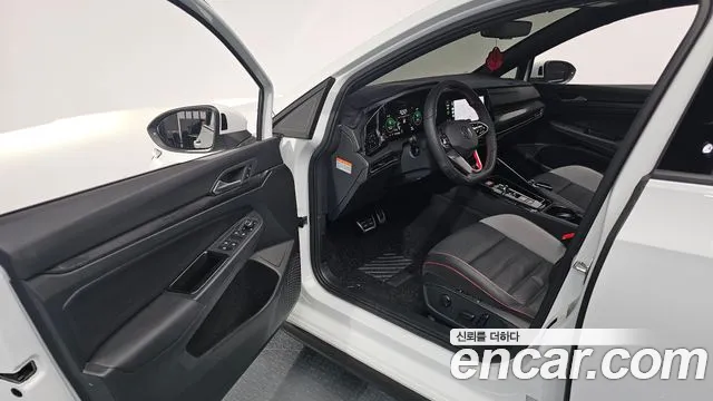 Volkswagen Golf 2023