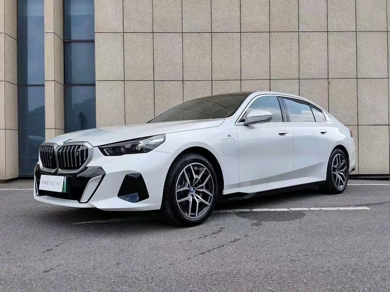 BMW i5 2025
