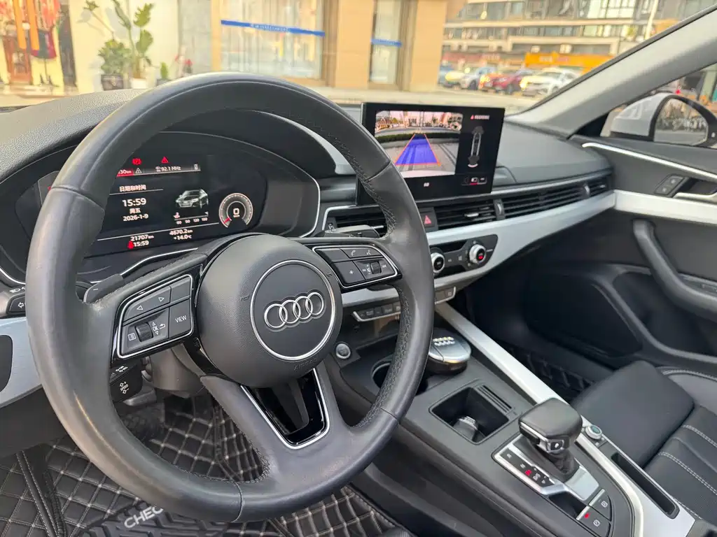 Audi A4 2022