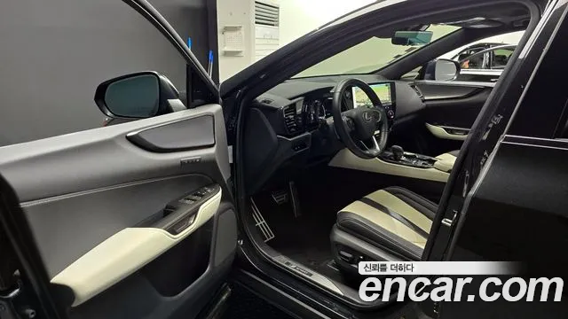 Lexus NX 2022