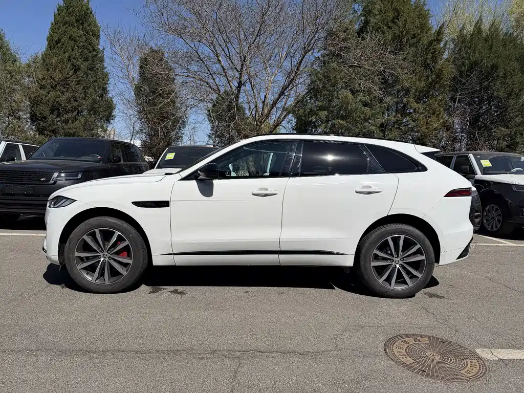 Jaguar F-Pace 2023