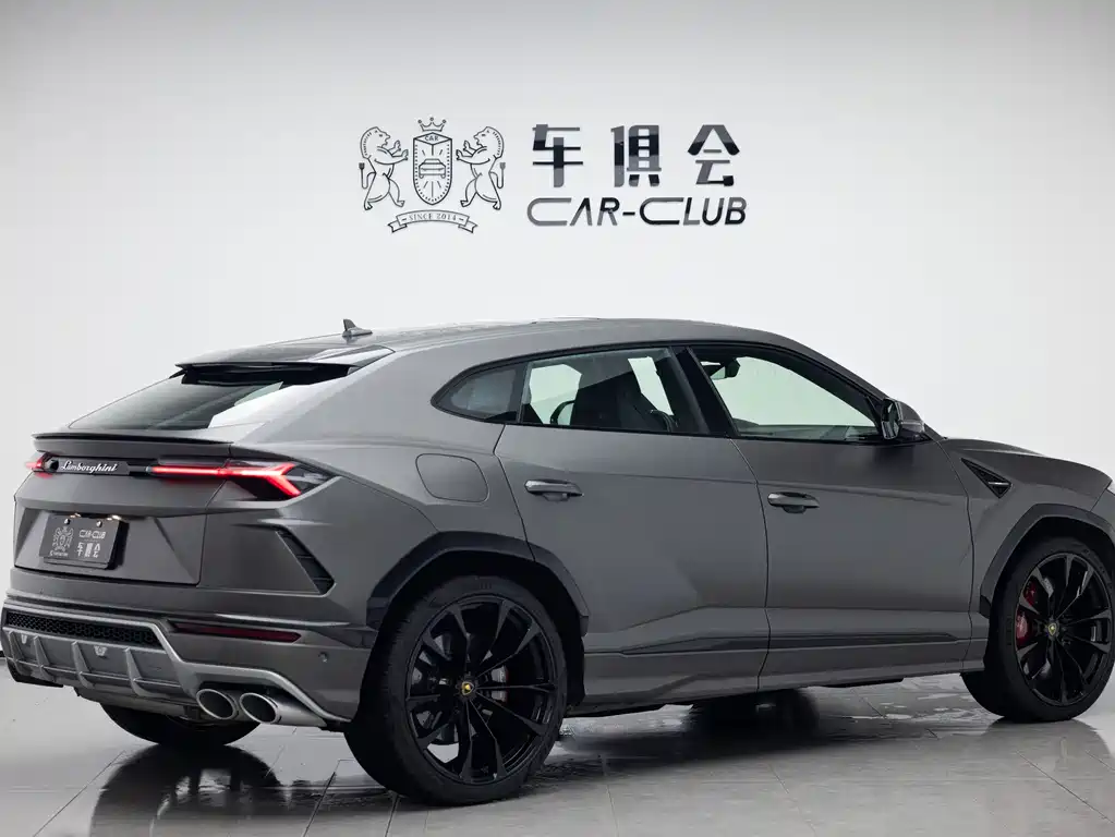 Lamborghini Urus 2022
