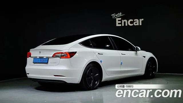 Tesla Model 3 2021