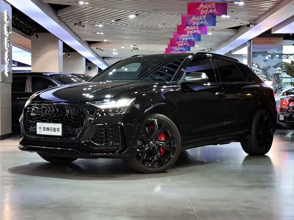 Audi RS Q8 2024