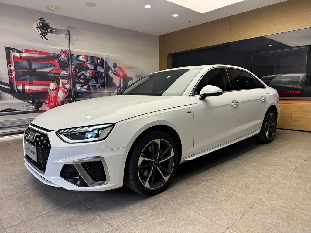 Audi A4 2022