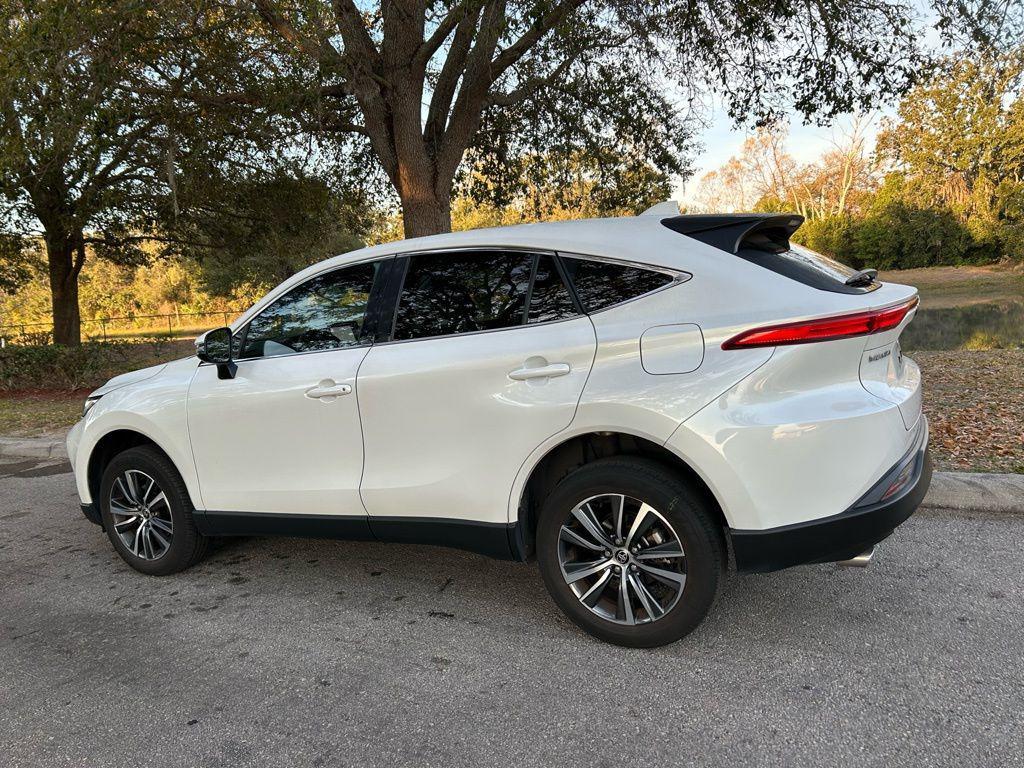 Toyota Venza 2023