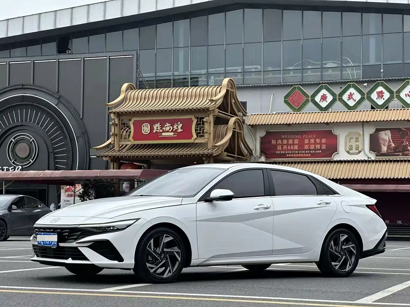Hyundai Elantra 2024