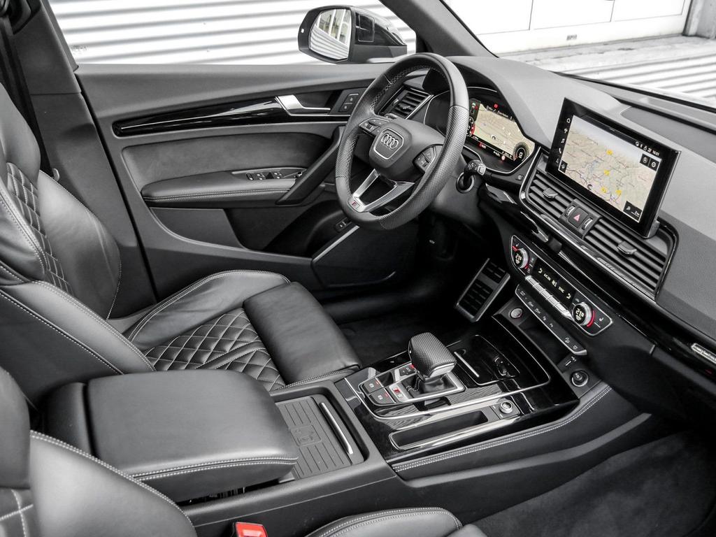 Audi SQ5 2022