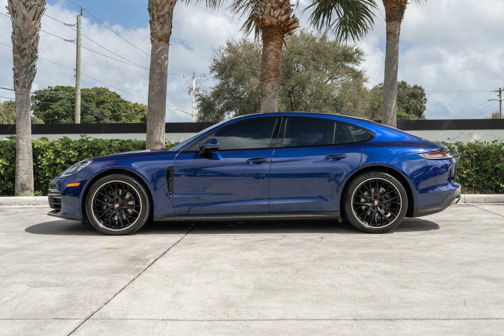 Porsche Panamera 2022