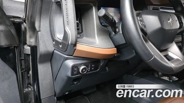 Ford Bronco 2024