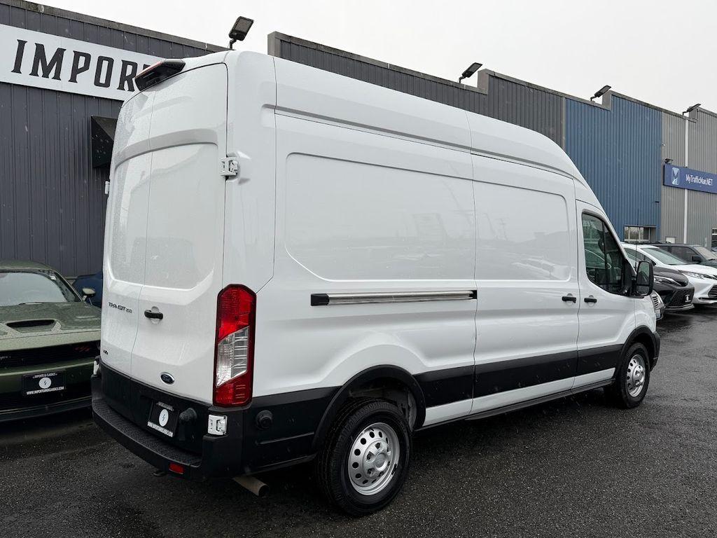 Ford Transit 2025