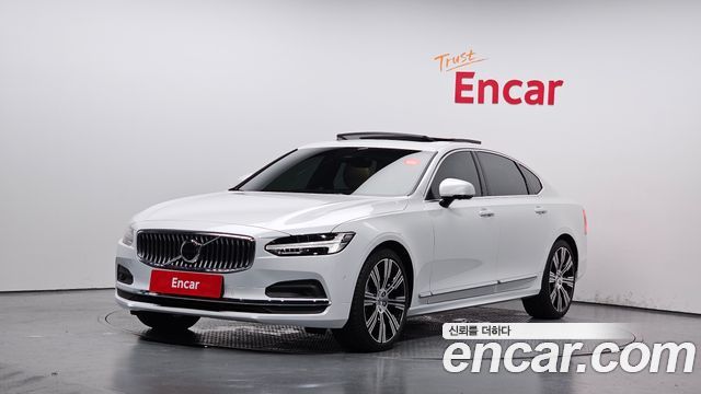 Volvo S90 2025