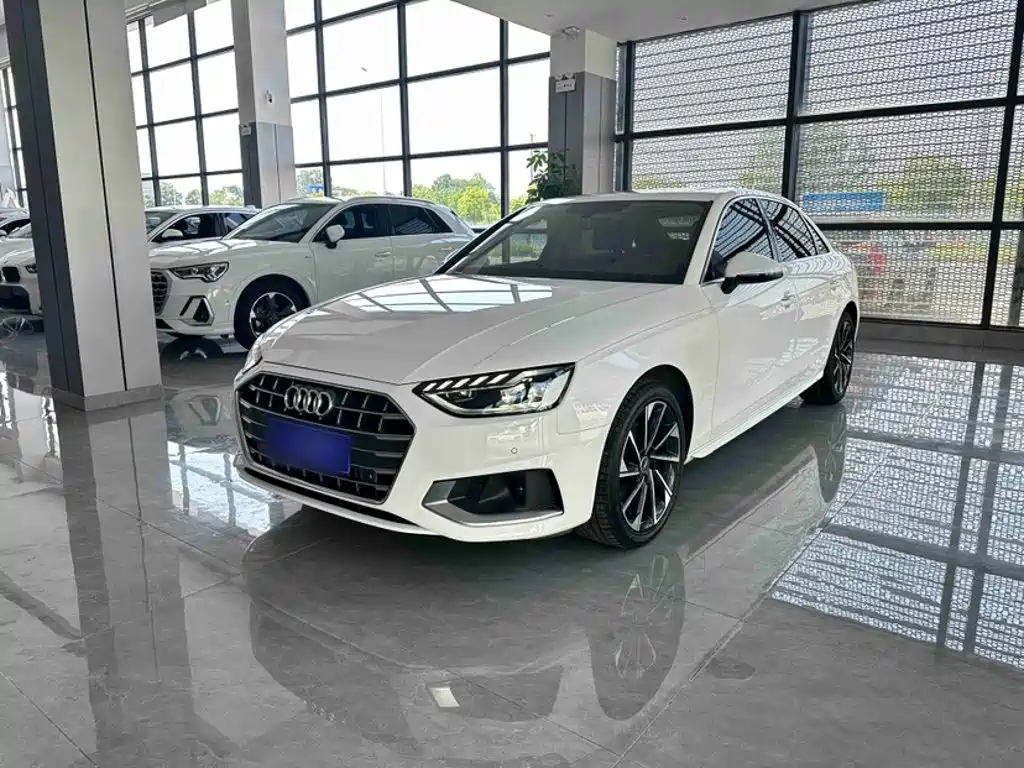 Audi A4 2022