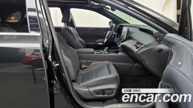 Lexus RX 2025