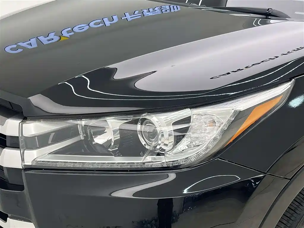 Toyota Highlander 2021