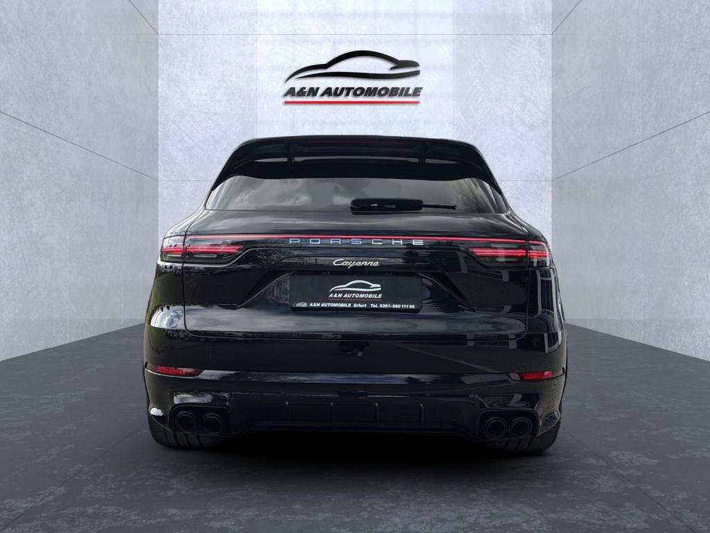 Porsche Cayenne 2021