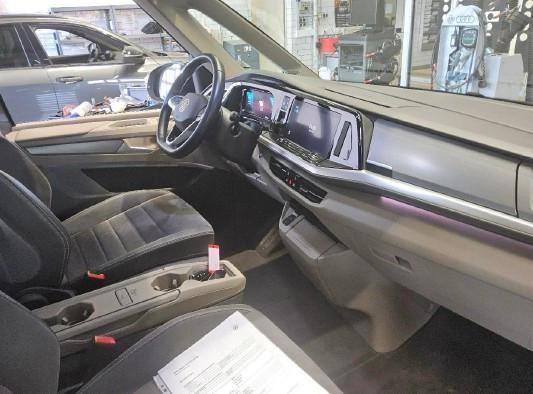 Volkswagen T7 MULTIVAN 2022