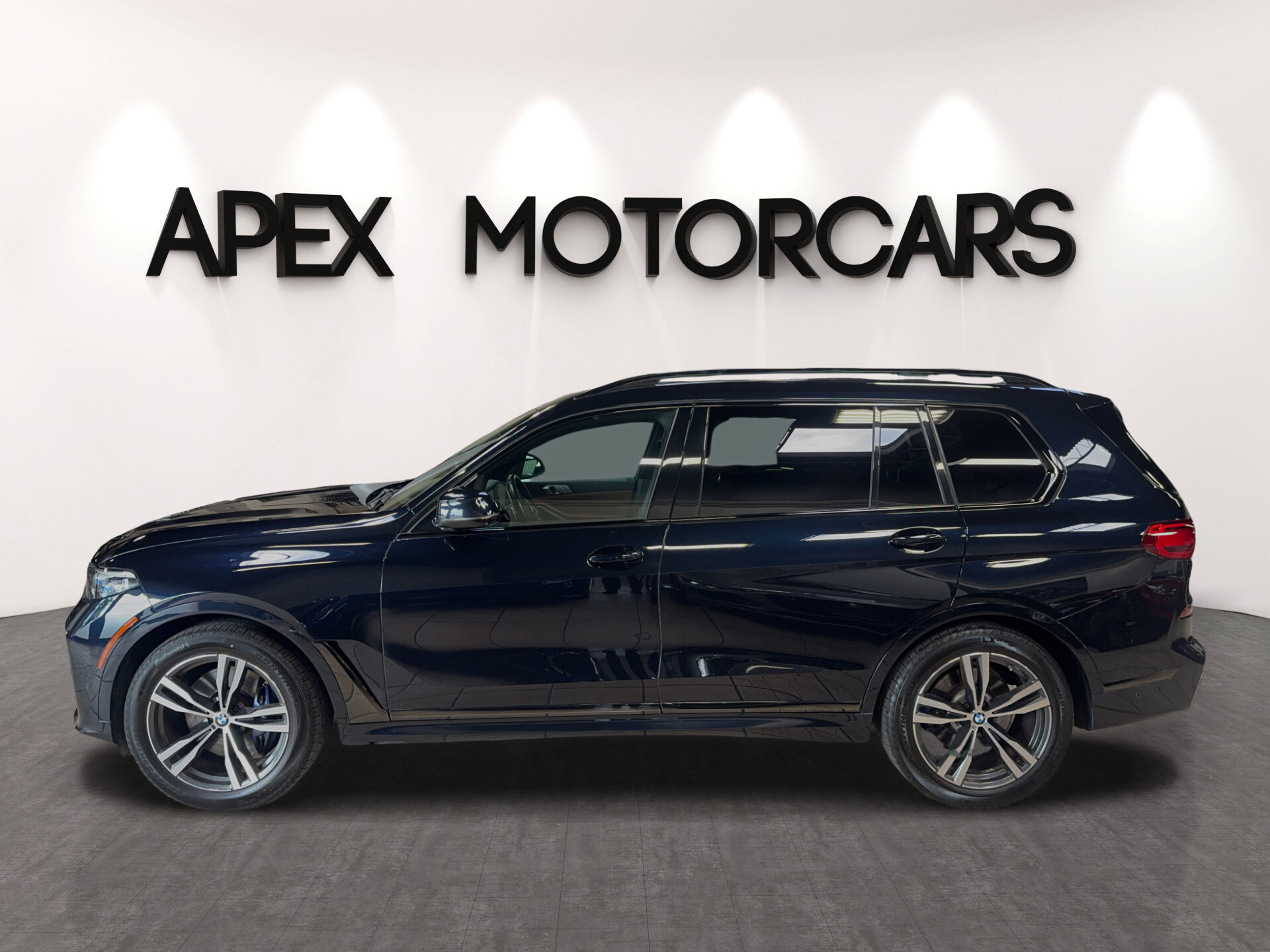 BMW X7 2021