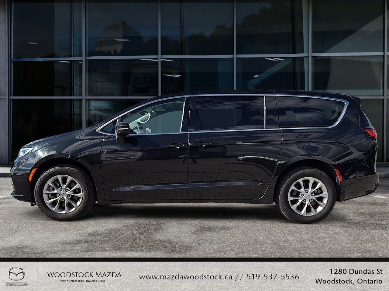 Chrysler Pacifica 2023