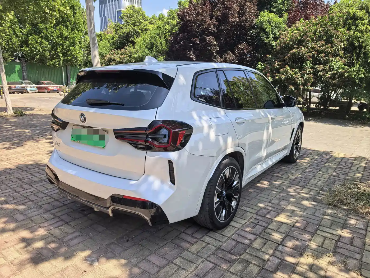 BMW iX3 2023