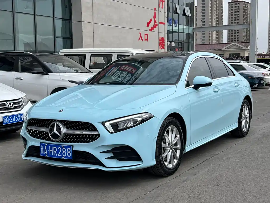 Mercedes-Benz A-Класс 2022