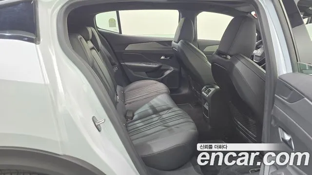 Peugeot 408 2024