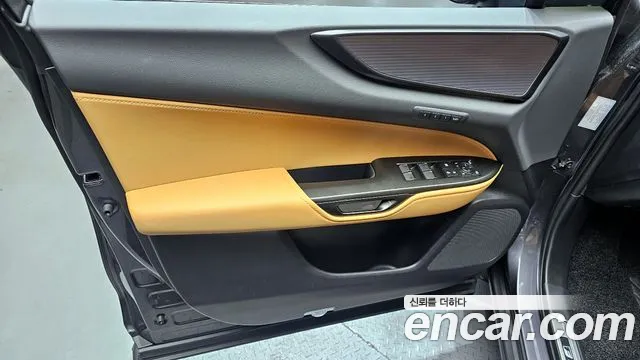 Lexus NX 2026