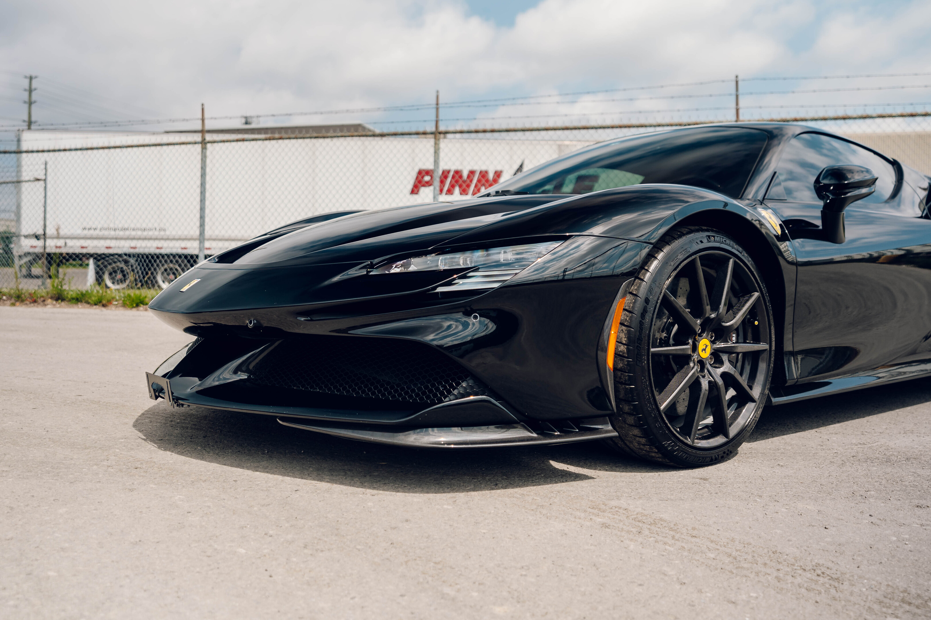 Ferrari SF90 2023
