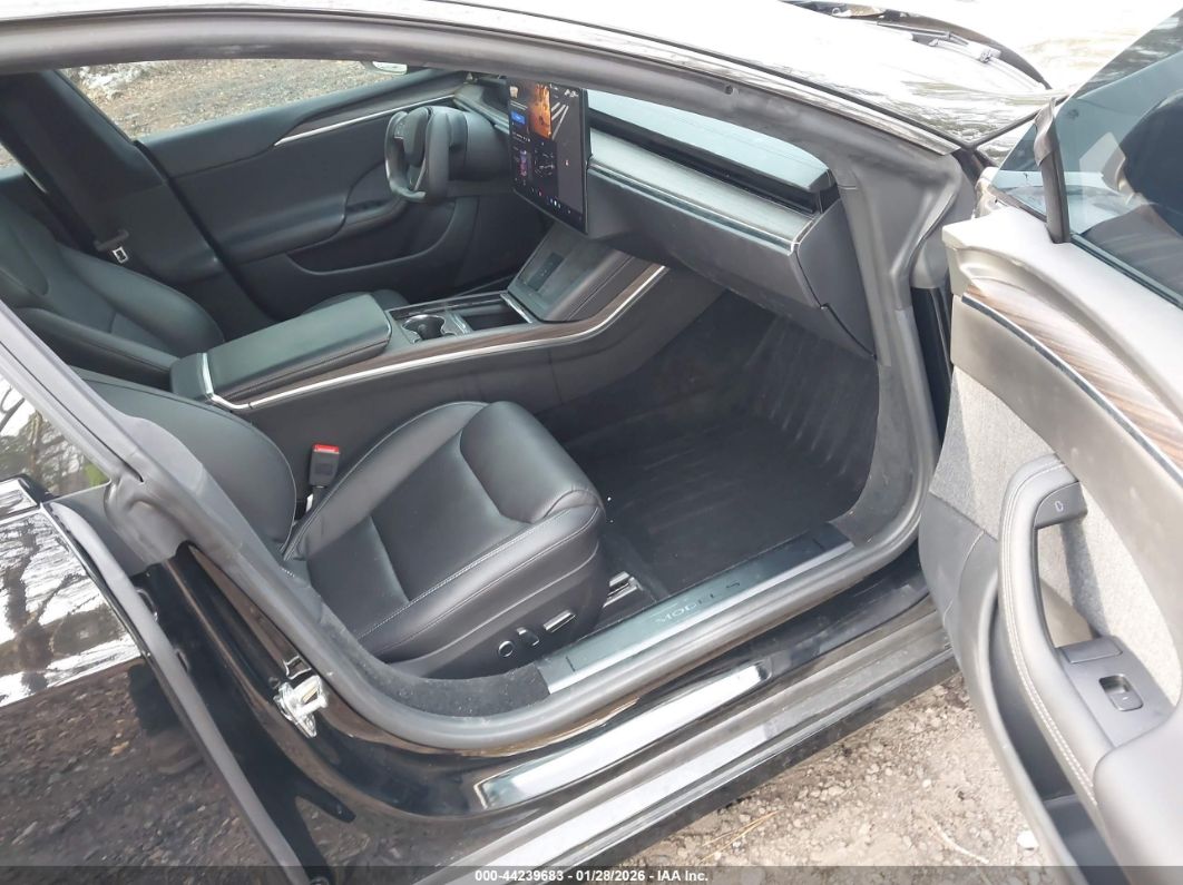 Tesla Model S 2021