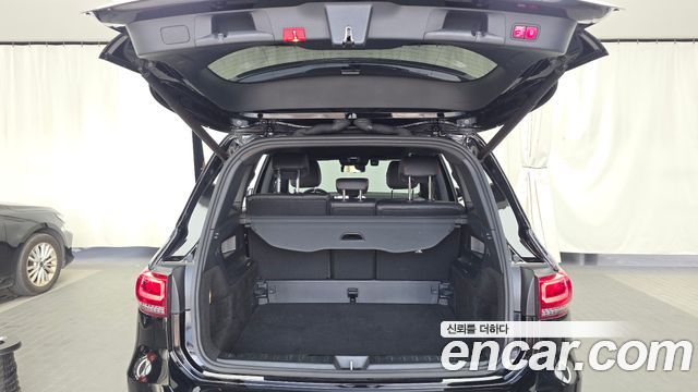 Mercedes-Benz GLB 2022