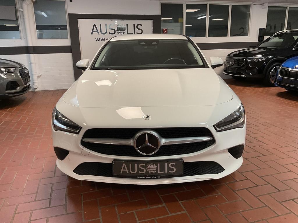 Mercedes-Benz CLA 180 SHOOTING BRAKE 2022