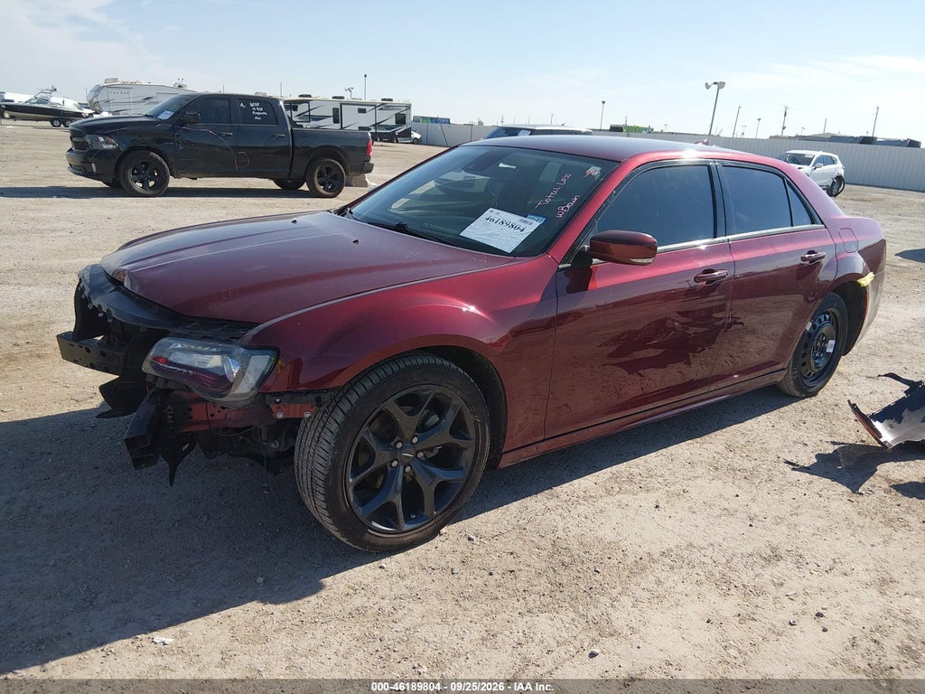 Chrysler 300 2023
