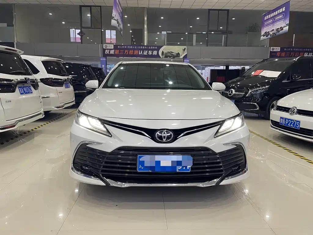 Toyota Camry 2023