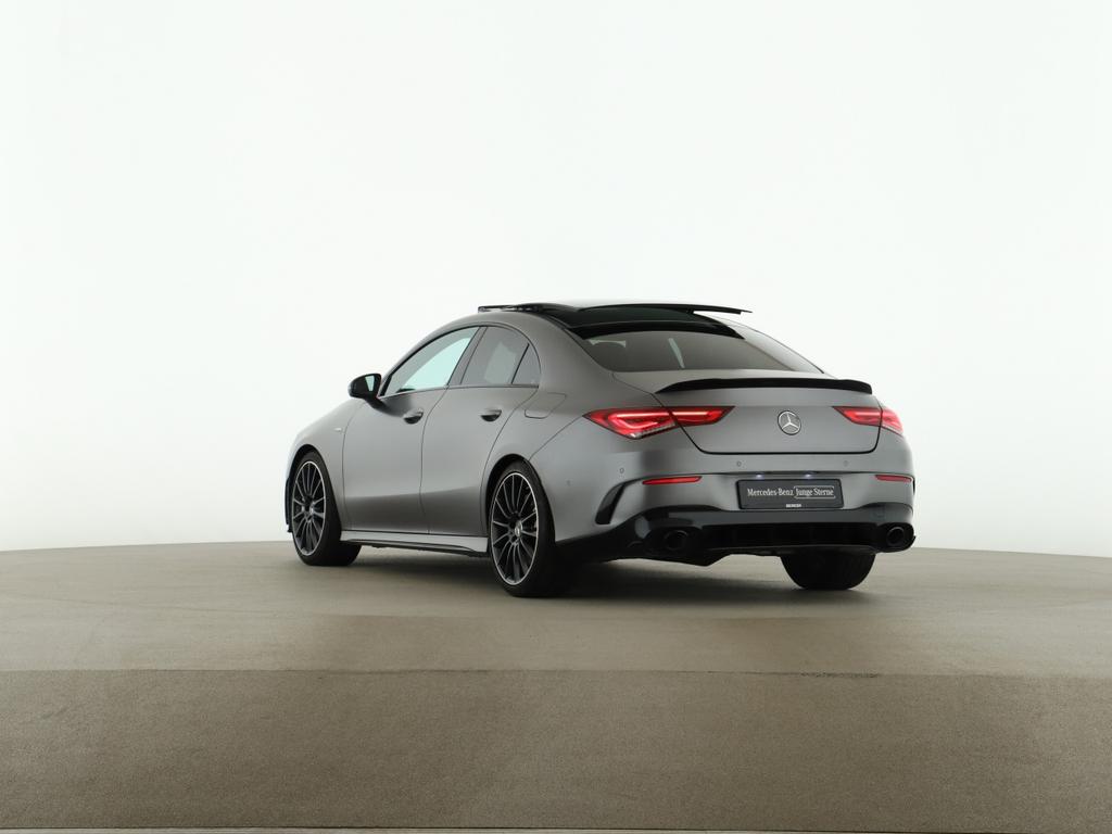 Mercedes-Benz CLA 35 AMG 2022