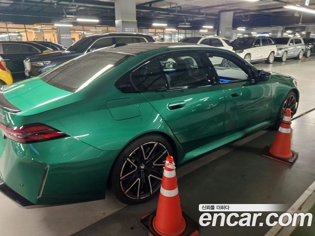 BMW M5 2025