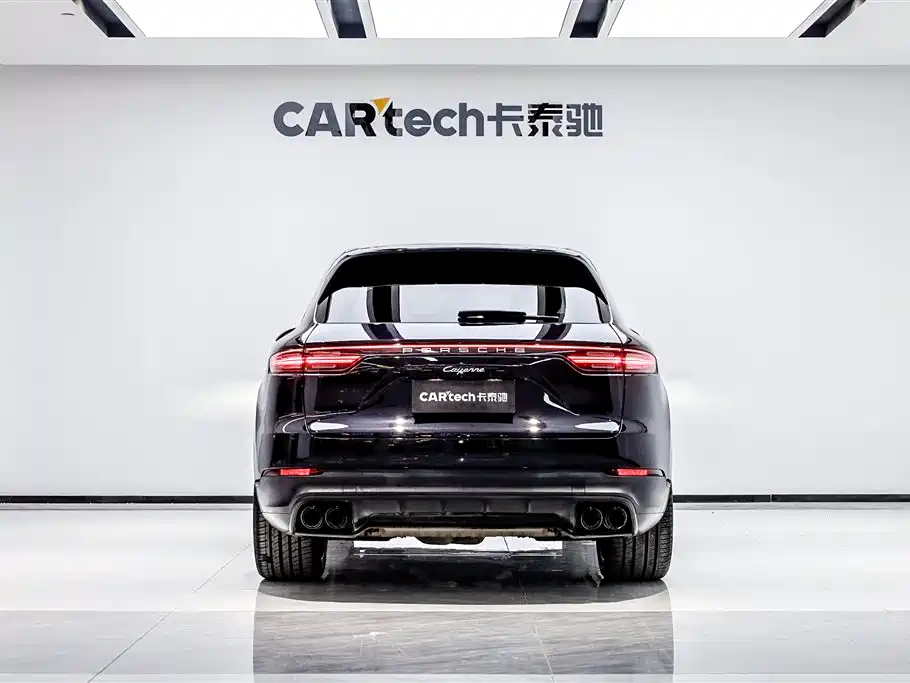 Porsche Cayenne 2022