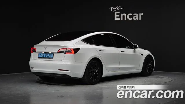 Tesla Model 3 2021
