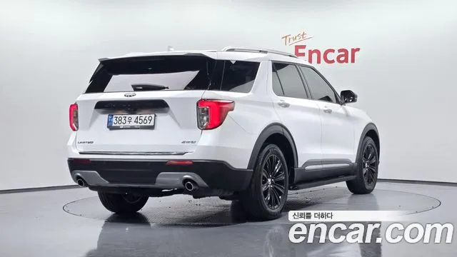Ford Explorer 2021
